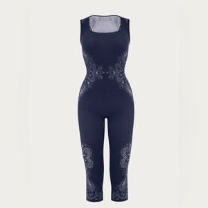 Excellent condition worn once. Rare no one has this. NO low offers please🙃